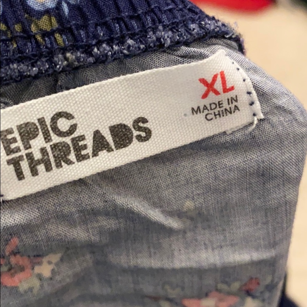 Epic Threads Blouse - Picture 2 of 2